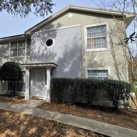 Rent this 2 bed townhouse on 417 East 24th Avenue in Gulf Shores, AL 36542