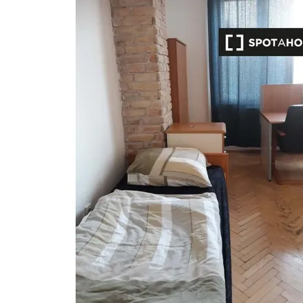 Rent this 1studio room on Budapest in Fadrusz utca 5, 1114