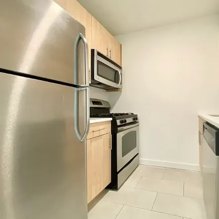 Rent this 2 bed apartment on W 43rd St