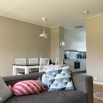 Rent this 1 bed apartment on Mårtenstorpsgatan 62 in 256 67 Helsingborg, Sweden