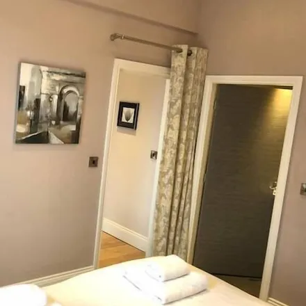 Image 3 - Harrogate, HG1 1BT, United Kingdom - Apartment for rent