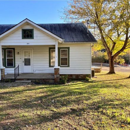 Rent this 2 bed house on 511 West Denver Street in Greenwood, Sebastian County