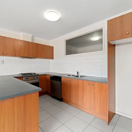 Image 2 - 692-694 Queensberry Street, North Melbourne VIC 3051, Australia - Apartment for rent