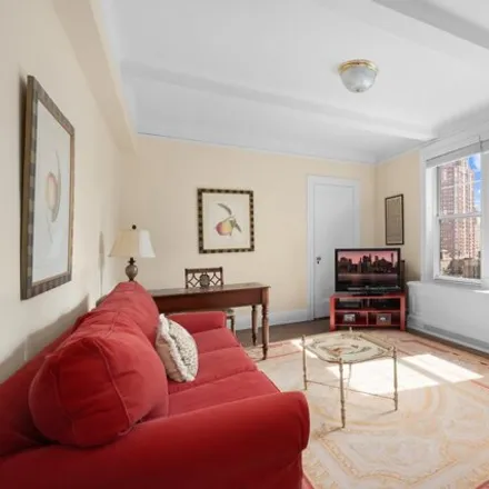Image 7 - 575 Park Ave # 1508, New York, 10065 - Apartment for sale