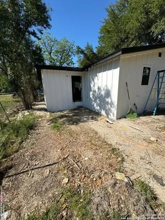 Image 6 - 346 East Camp Street, River Terrace Estates, New Braunfels, TX 78130, USA - House for sale
