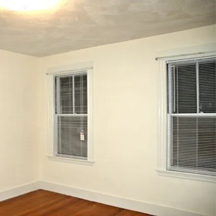Image 6 - 5;7 Davis Road, Waverley, Belmont, MA 02178, USA - Apartment for rent