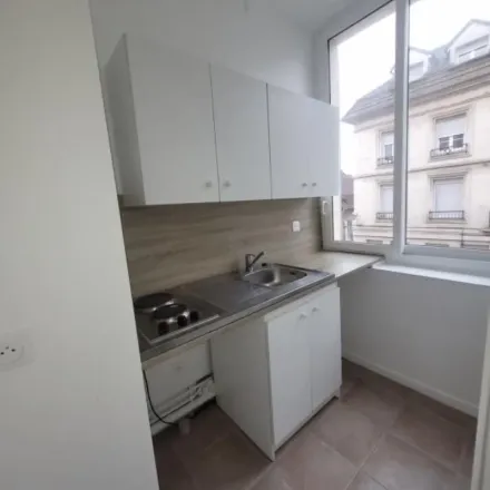 Rent this 1 bed apartment on 24 Rue Georges Decroze in 60700 Pont-Sainte-Maxence, France