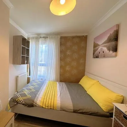 Image 9 - Atelier Court North, 42 Leven Road, London, E14 0GY, United Kingdom - Apartment for sale