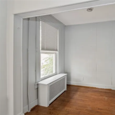 Image 7 - 87-07 78th Street, New York, NY 11421, USA - Townhouse for sale