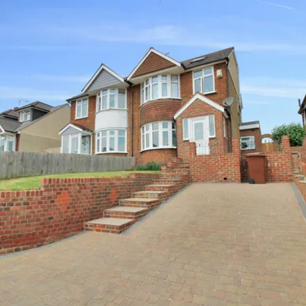 Buy this 4 bed duplex on Highfield Road in Maidstone Road, Rainham