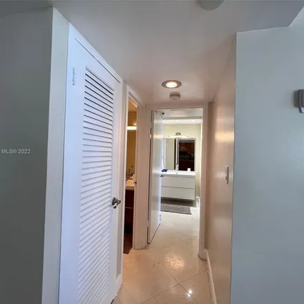 Image 1 - unnamed road, Miami Beach, FL, USA - Apartment for rent