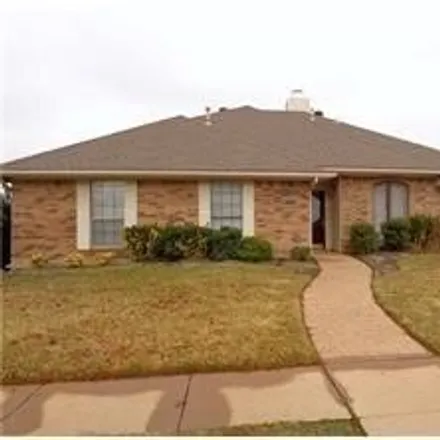 Rent this 3 bed house on 620 Stone Canyon Drive in Irving, TX 75063