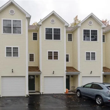 Buy this 2 bed condo on 527 West Thames Street in Norwich, CT 06360
