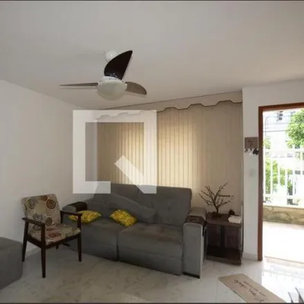 Buy this 2 bed apartment on Rua Cordovil 1453 in Cordovil, Rio de Janeiro - RJ