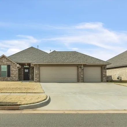 Buy this 3 bed house on 8913 Stacy Lynn Ln in Yukon, Oklahoma