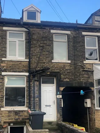 Image 2 - Heaton Road, Bradford, BD9 4RR, United Kingdom - Townhouse for rent