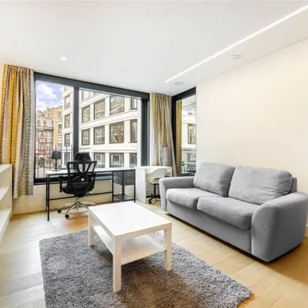 Image 5 - 29 Rathbone Place, London, W1T 1JG, United Kingdom - Apartment for rent