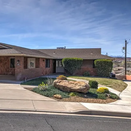 Buy this 5 bed house on 646 Staheli Drive in Washington, UT 84780