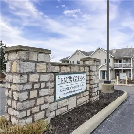 Rent this 2 bed condo on Center Ridge Road in Westlake, OH 44070