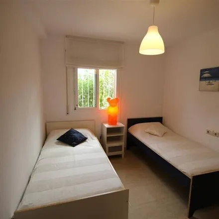 Image 5 - 43300 Mont-roig del Camp, Spain - House for rent