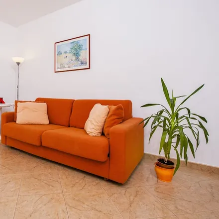Image 2 - Rovinj, Grad Rovinj, Istria County, Croatia - Apartment for rent