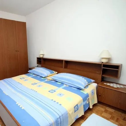 Image 6 - 21432, Croatia - Apartment for rent