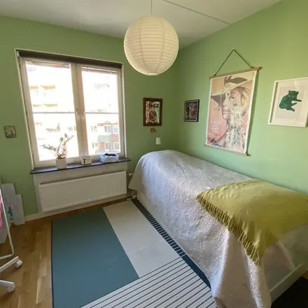 Rent this 5 bed apartment on Viktor Sjöströms väg 11 in 169 40 Solna kommun, Sweden