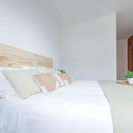 Rent this 7 bed apartment on Carrer de Francesc Martínez in 17, 46020 Valencia