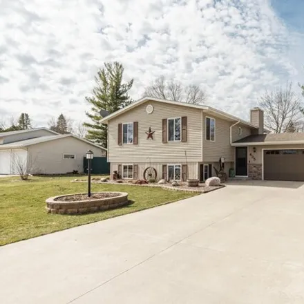 Buy this 3 bed house on 457 Springbrook Court in Mayville, WI 53050
