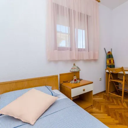 Image 6 - 21223, Croatia - Apartment for rent