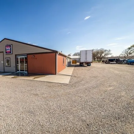 Image 2 - Curt's Body Shop, East 6th Street, Concordia, KS 66901, USA - House for sale
