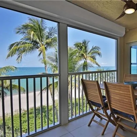 Image 6 - Sandcastle, Gulfshore Drive, Pelican Bay, FL 34108, USA - Condo for rent
