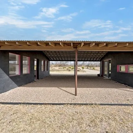 Image 7 - 1061 West Washington Street, Marfa, TX 79843, USA - House for sale