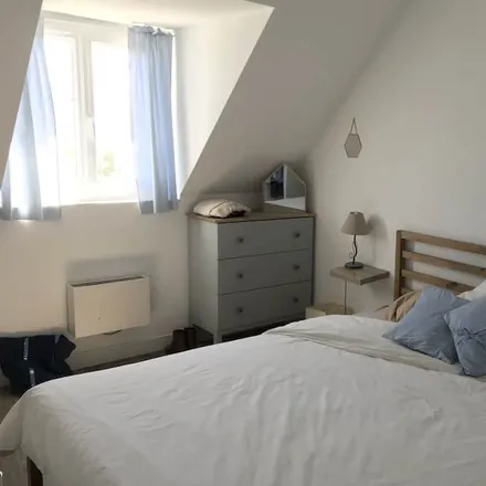 Rent this 6 bed house on 44420 Piriac-sur-Mer