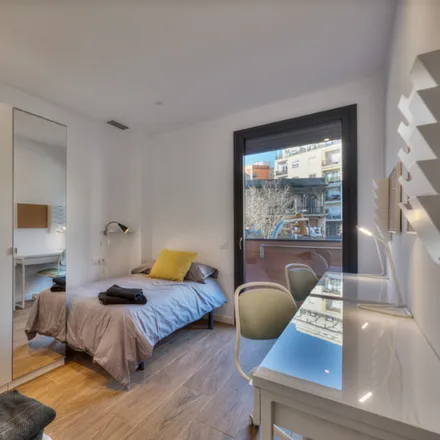 Rent this 1 bed room on Carrer de Ramon Albó in 6, 08027 Barcelona