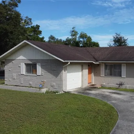 Buy this 3 bed house on 4881 Stony Brook Lane in Orlando, FL 32808
