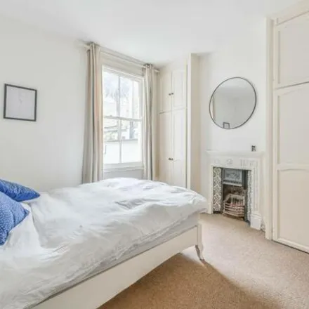 Image 4 - Reese Adbarat Saint Mary of Debre Tsion, 578 St. Philip Street, London, SW8 3RT, United Kingdom - Apartment for sale