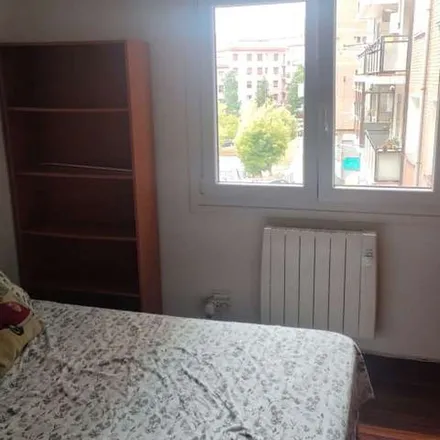 Rent this 3 bed apartment on herbolario in Losada margolaria kalea / Calle Pintor Losada, 48004 Bilbao