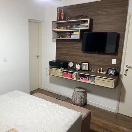 Buy this 2 bed apartment on Rua Bela Flor in Chácara Inglesa, São Paulo - SP