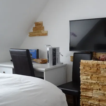 Rent this 1 bed apartment on Mühlenkamp 46 in 40229 Dusseldorf, Germany