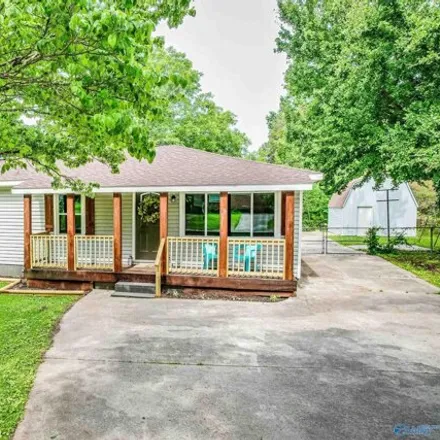 Buy this 3 bed house on 3113 Patrick St Nw in Huntsville, Alabama
