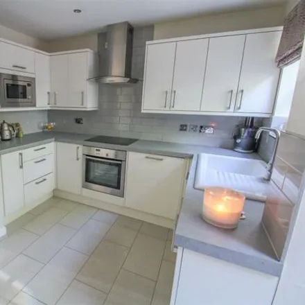 Image 4 - Chelsea Gardens, Harlow, CM17 9RX, United Kingdom - House for sale