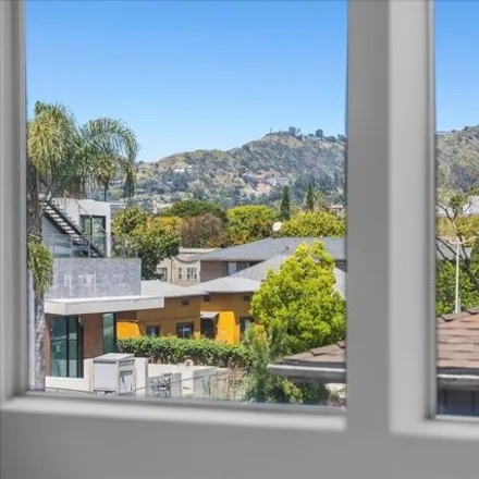 Image 7 - 1166 North Formosa Avenue, West Hollywood, CA 90046, USA - Townhouse for sale