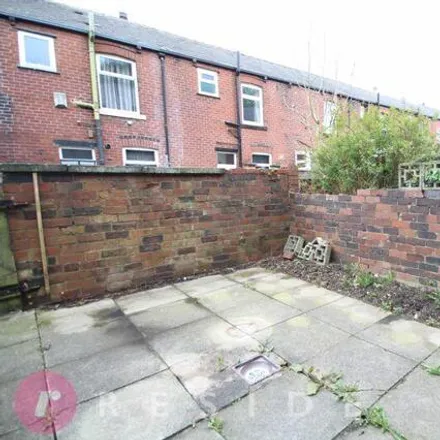Image 9 - Crowneast Street, Rochdale, OL11 5EX, United Kingdom - Townhouse for sale