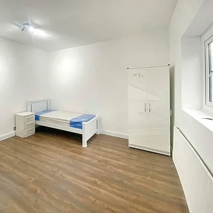 Rent this 1 bed room on 136 Clapham High Street in London, SW4 7UJ