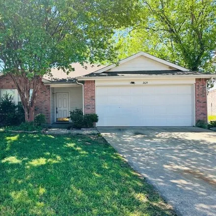Rent this 3 bed house on 2745 Mountain View Drive in McKinney, TX 75071