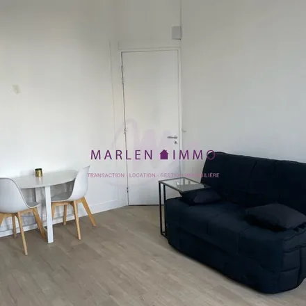Rent this 1 bed apartment on 11 Rue Abel Boireau in 33500 Libourne, France