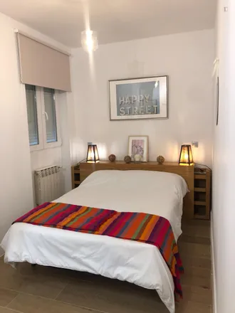 Rent this 1 bed apartment on Fitz Burger in Calle de Gabriel Lobo, 20