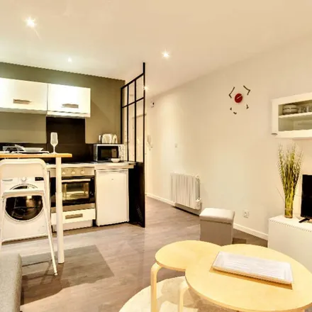 Rent this 2 bed apartment on Allée du Chanoine Bathias in 63140 Châtel-Guyon, France