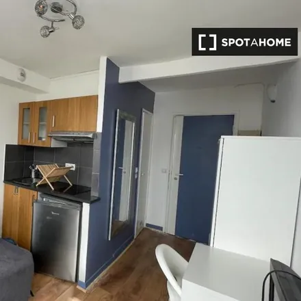 Rent this studio apartment on 6 Square Monceau in 75017 Paris, France
